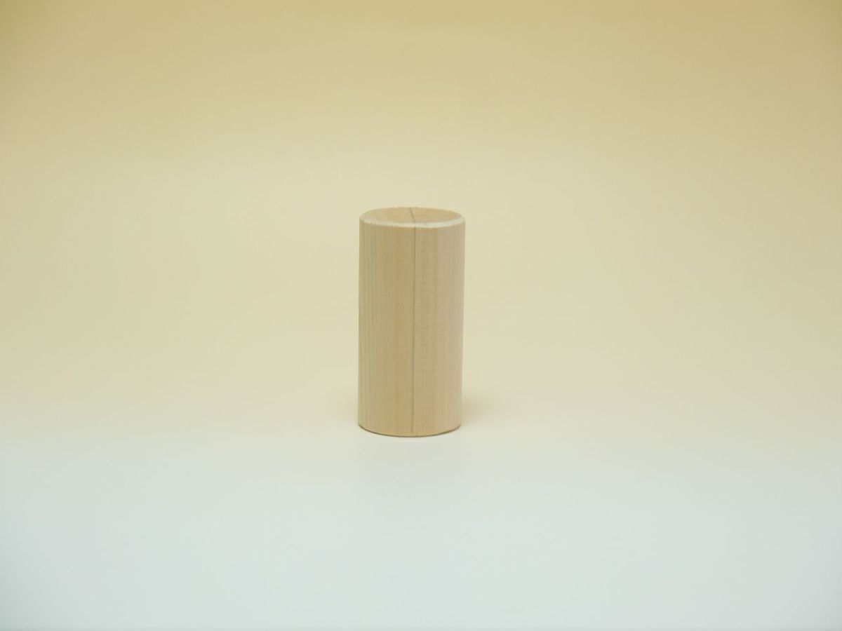 ヒノキ加工材（わらべ地蔵）