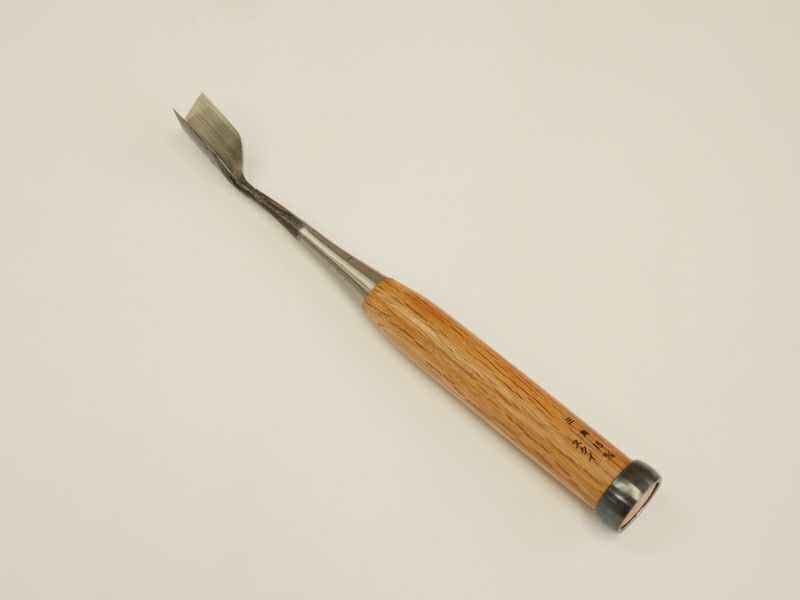 アウトレット木彫のみ　三角スクイ