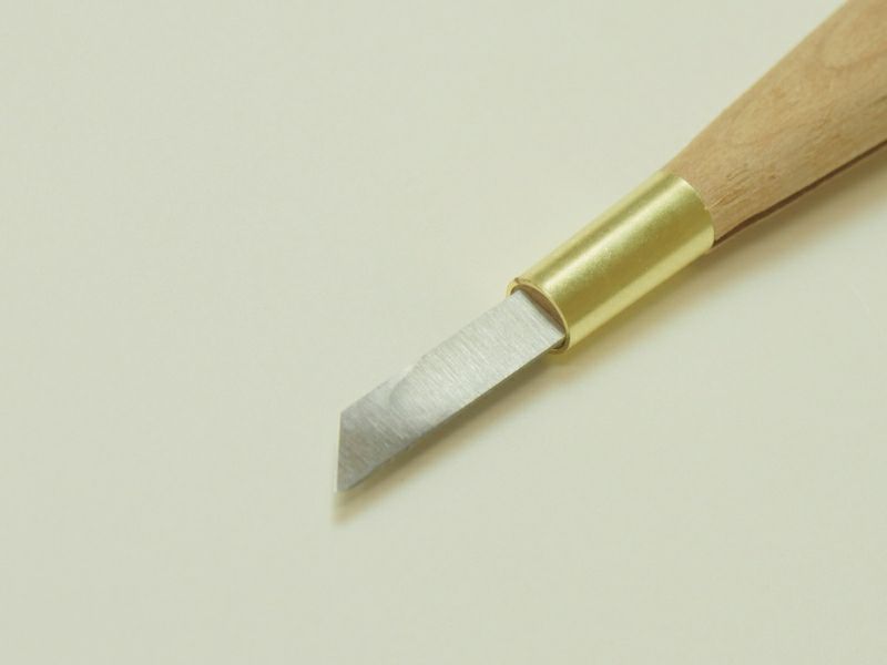 版画刀 印刀（左）